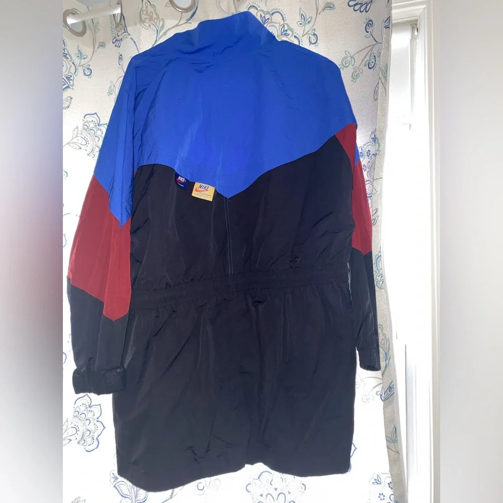 Womens black, blue, and red windbreaker - Picture 3 of 3